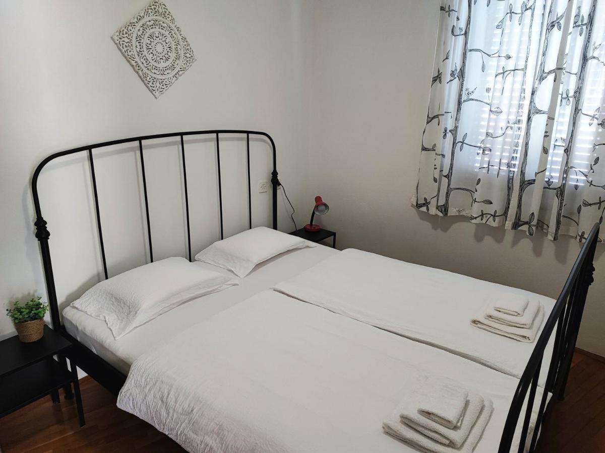 Istrian Old Town Apartment โคเปร์ ภายนอก รูปภาพ